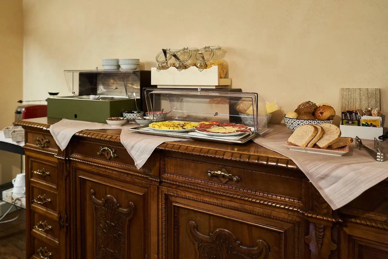 Locanda Delle Mercanzie Brescia 2*,
