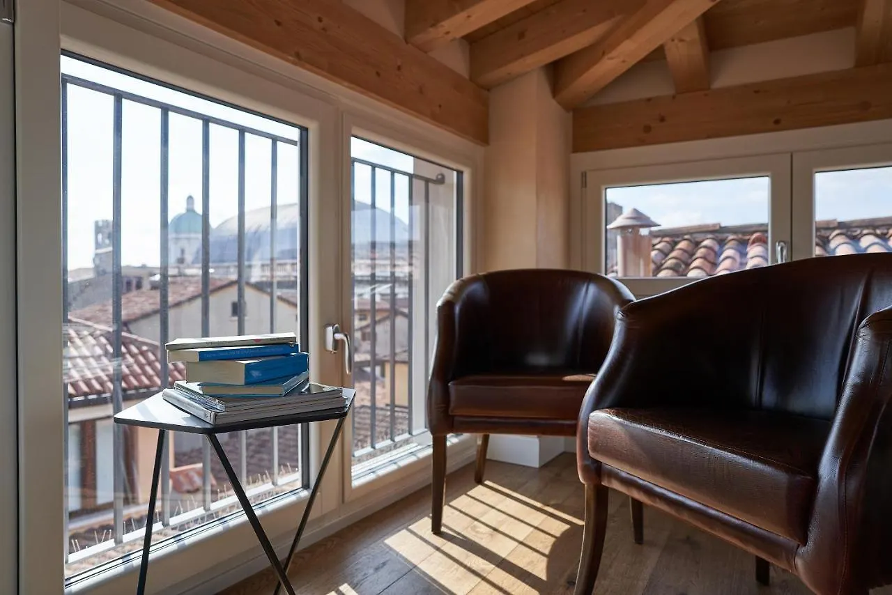 Locanda Delle Mercanzie Brescia 2*,  Italie