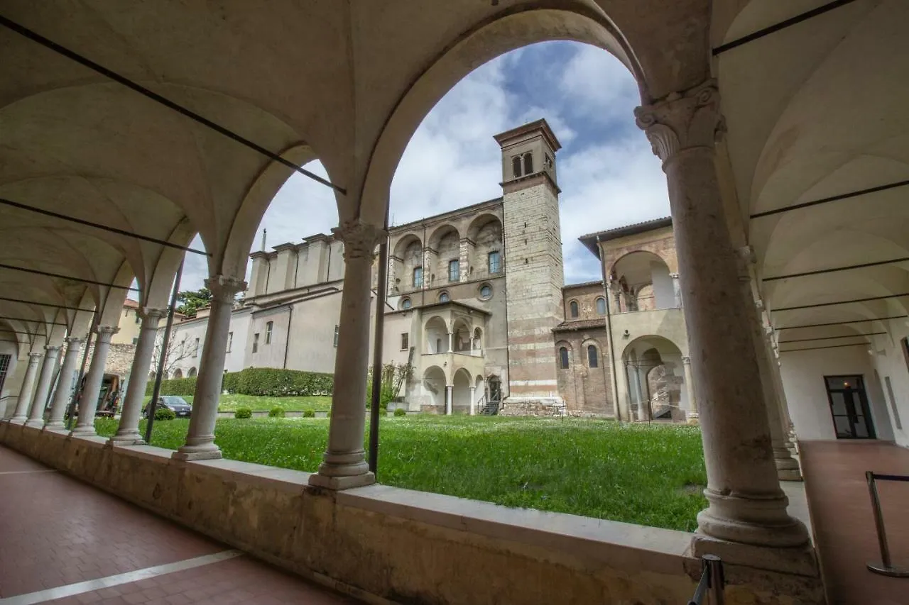 ** Inn Locanda Delle Mercanzie Brescia Italy