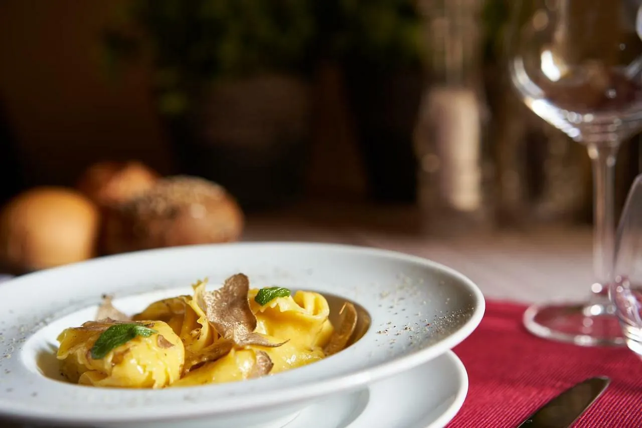 ** Inn Locanda Delle Mercanzie Brescia Italy
